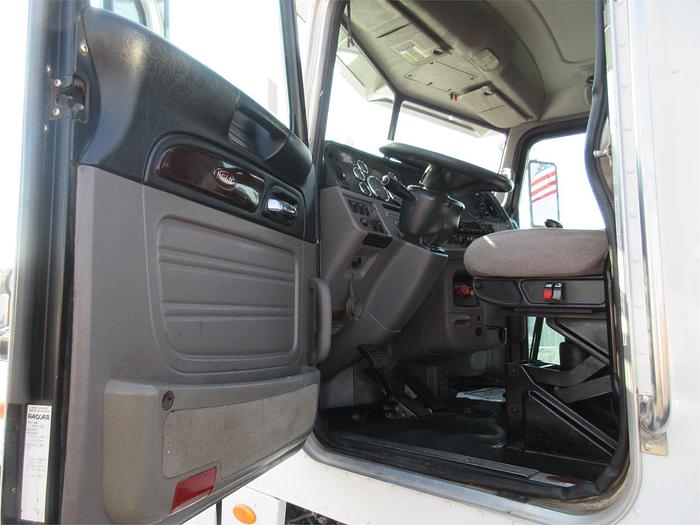 Used 2015 PETERBILT 365