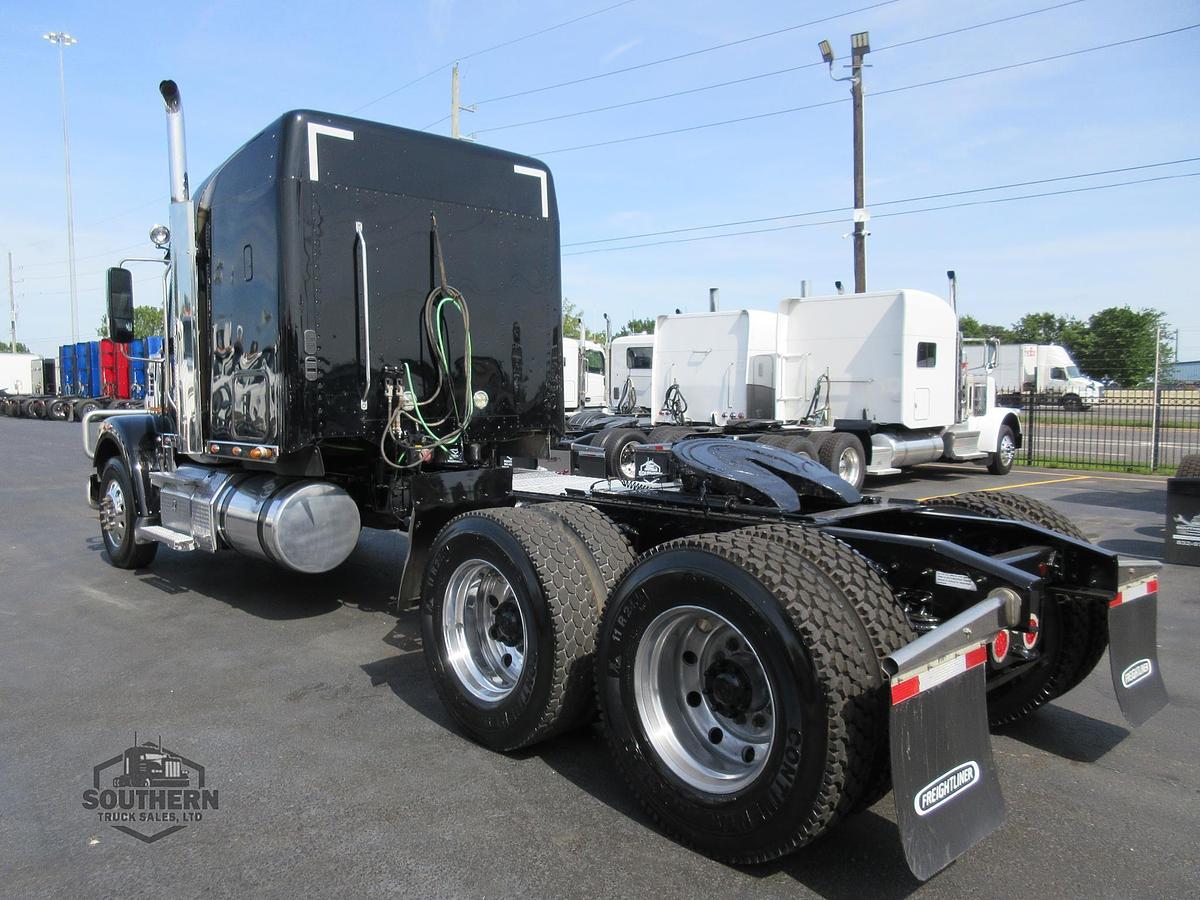 Used 2023 FREIGHTLINER CORONADO 122 SD