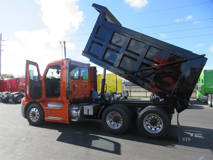 Used 2018 FREIGHTLINER CASCADIA 116