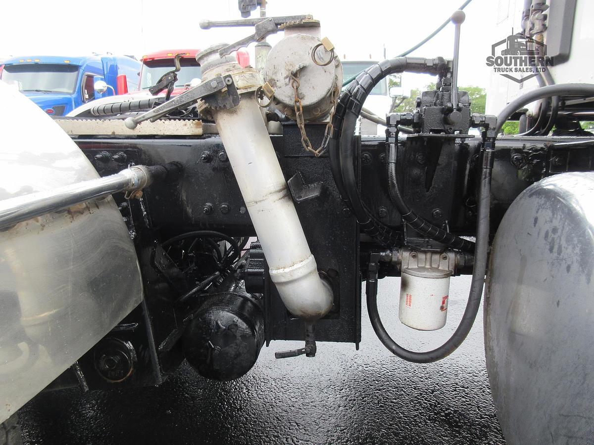 Used 2019 PETERBILT 567