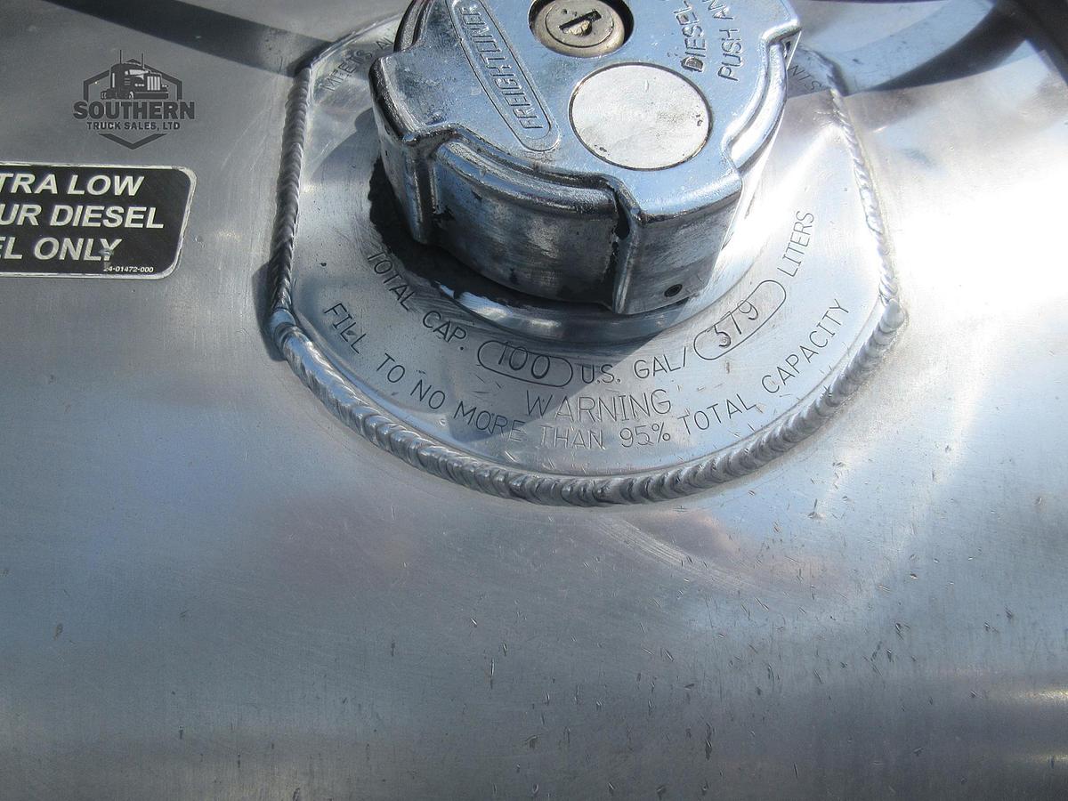 Used 2019 FREIGHTLINER CASCADIA 126