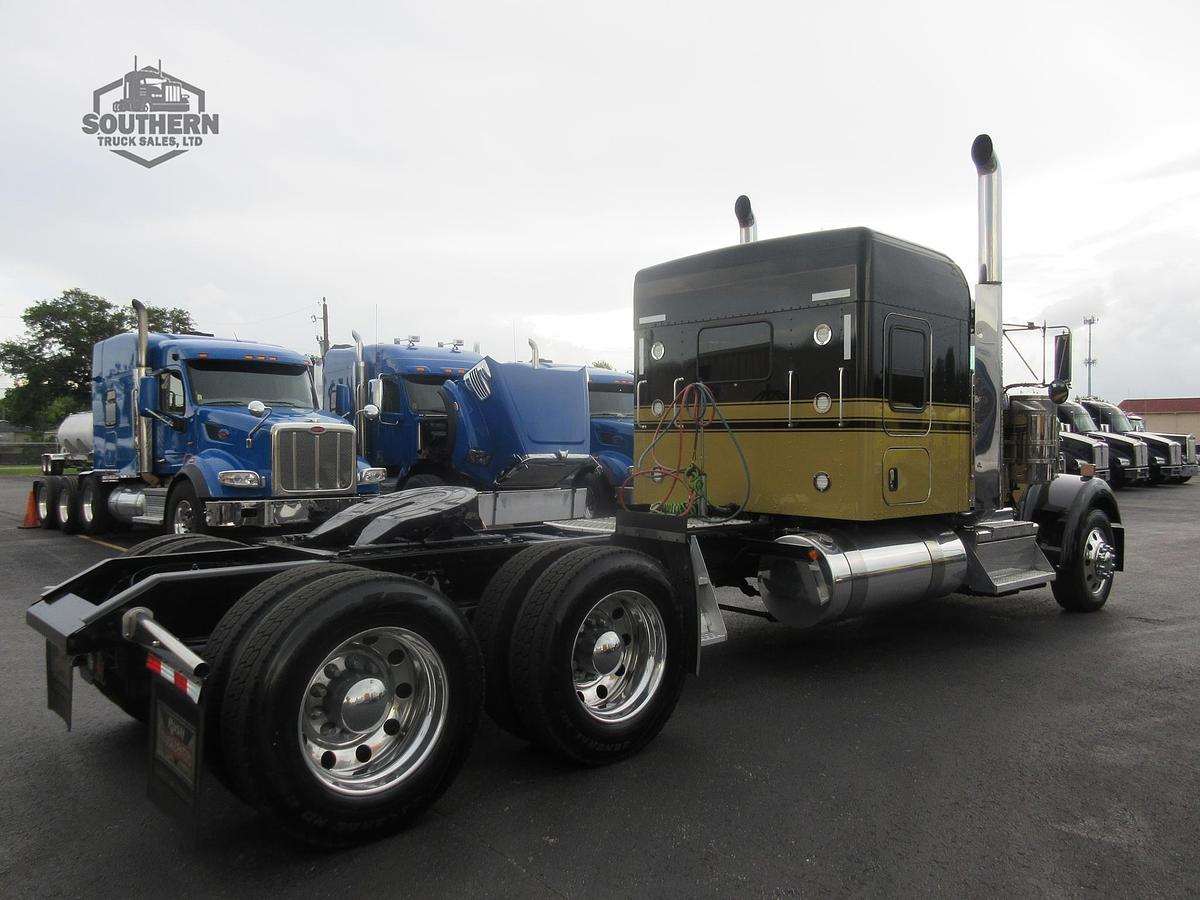 Used 2019 KENWORTH W900L