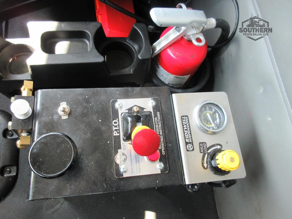 Used 2019 PETERBILT 567