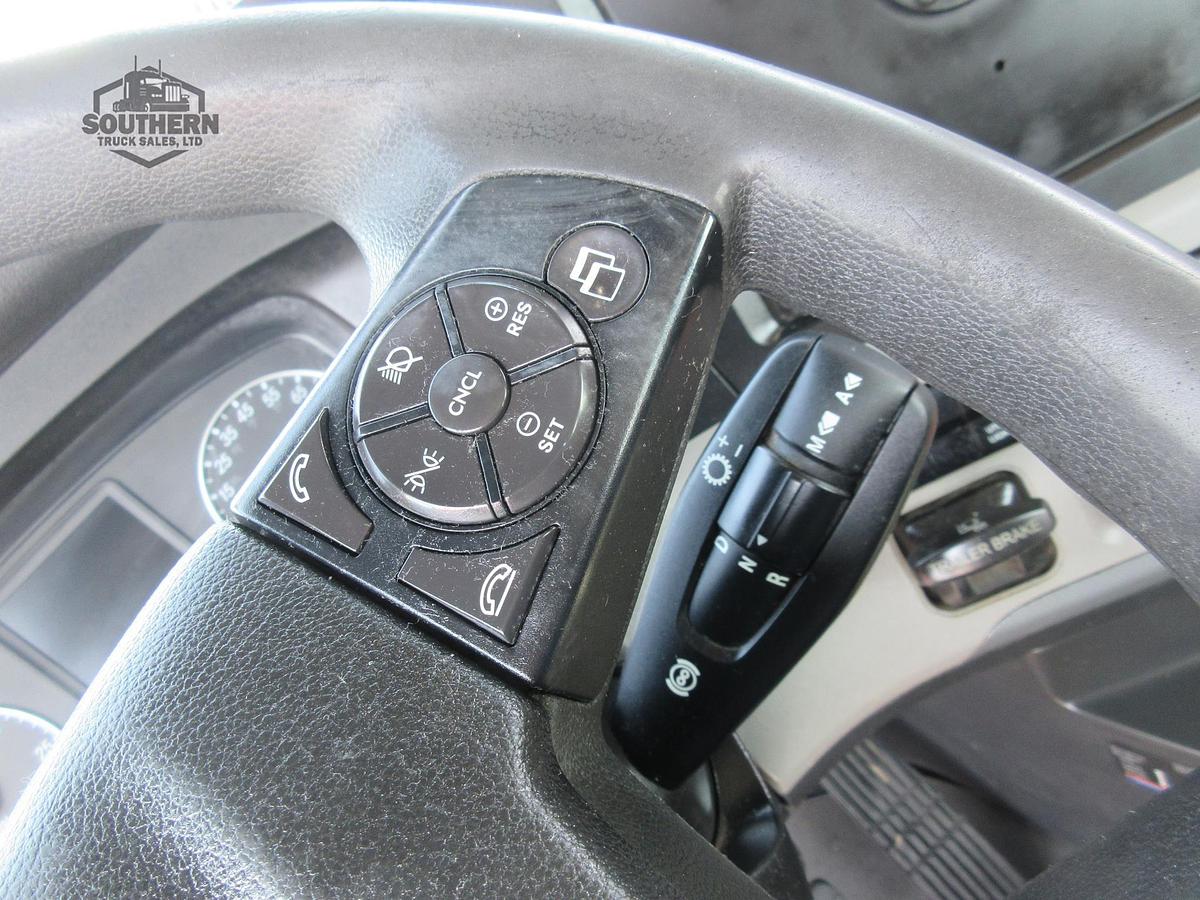 Used 2019 FREIGHTLINER CASCADIA 126