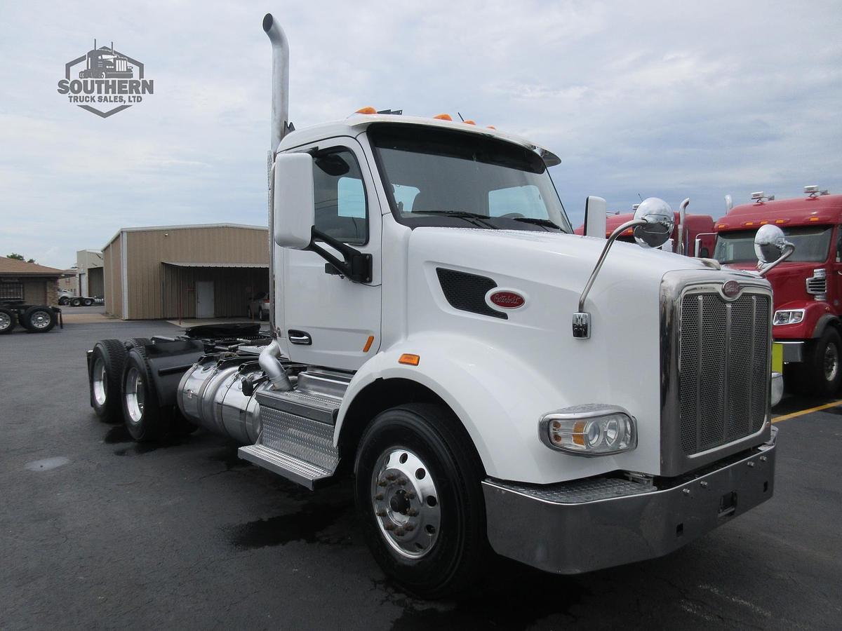 Used 2020 PETERBILT 567