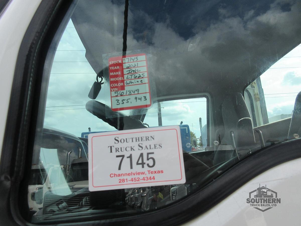 Used 2021 INTERNATIONAL LT