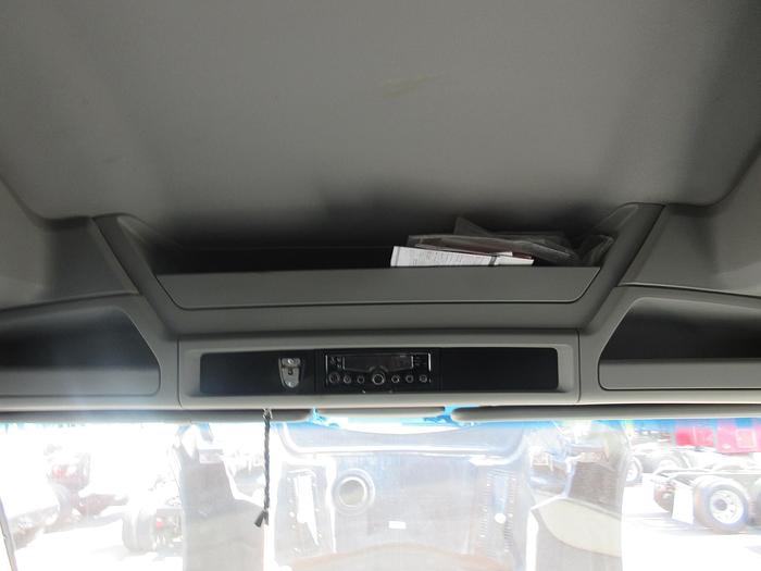 Used 2021 KENWORTH T880