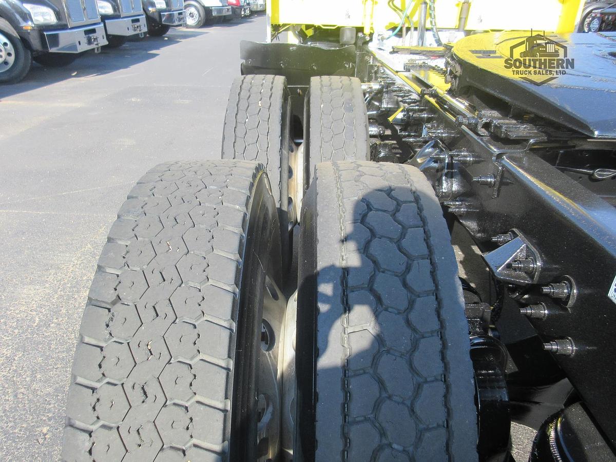 Used 2019 PETERBILT 389