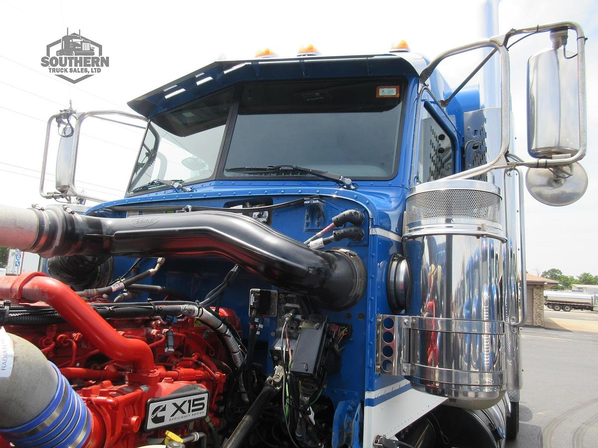 Used 2019 PETERBILT 389