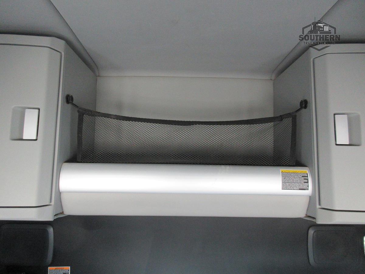 Used 2023 KENWORTH T880