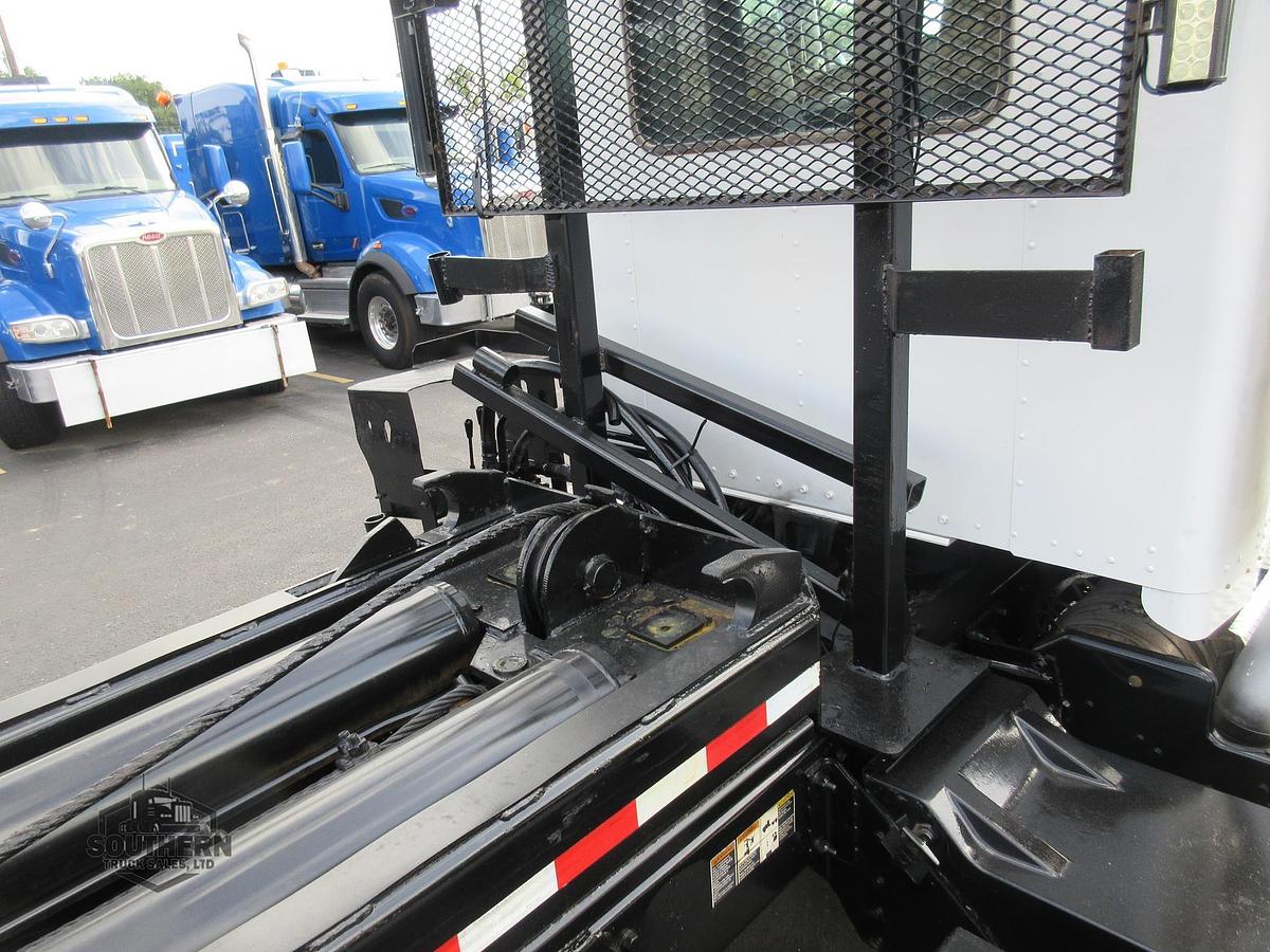 Used 2018 KENWORTH T800