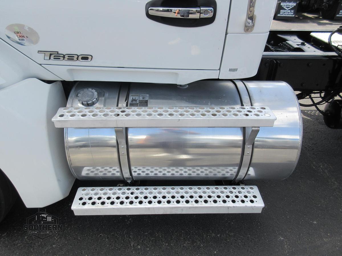 Used 2017 KENWORTH T680