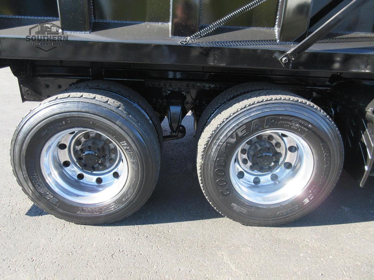 Used 2017 FREIGHTLINER CASCADIA 125