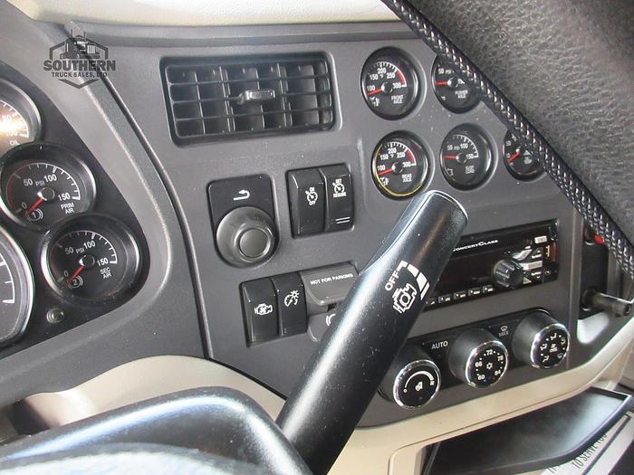 Used 2020 PETERBILT 567