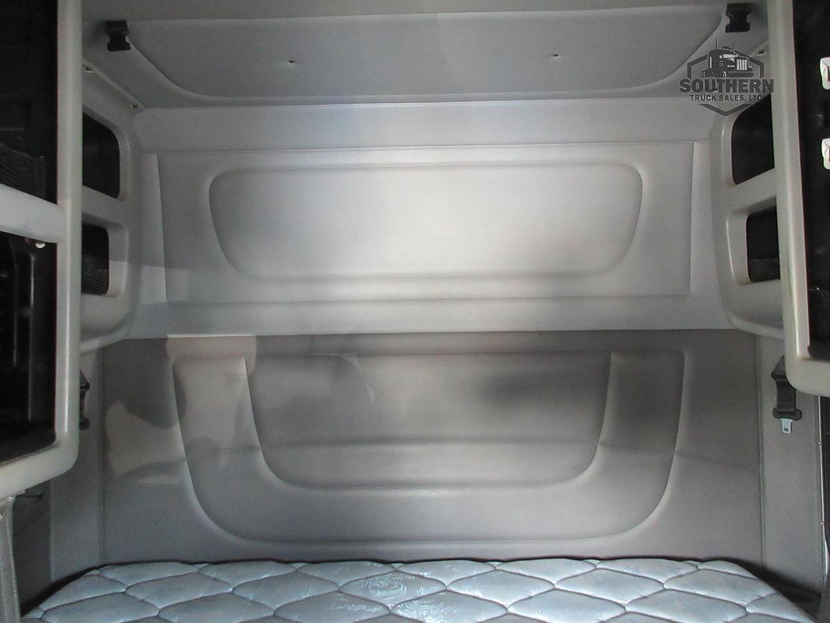 Used 2019 PETERBILT 389