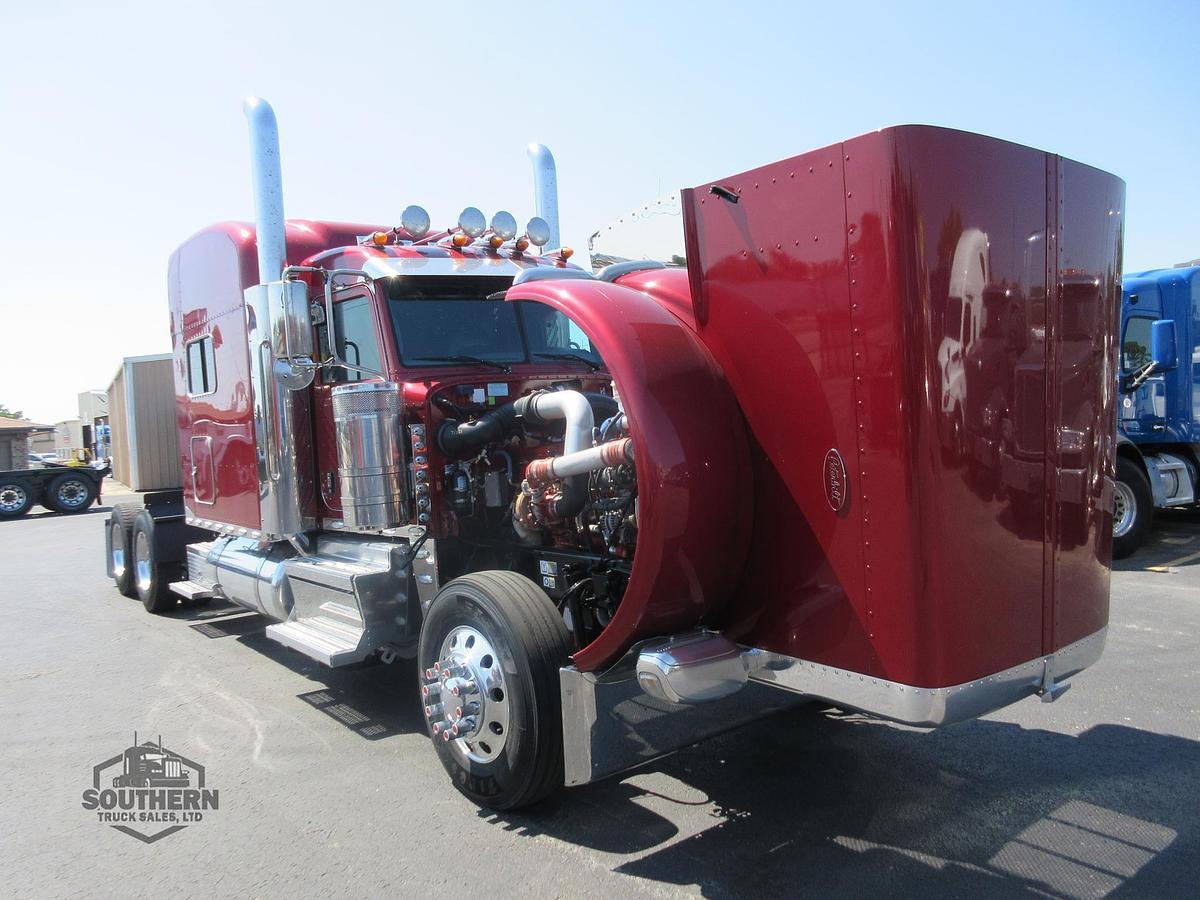 Used 2019 PETERBILT 389