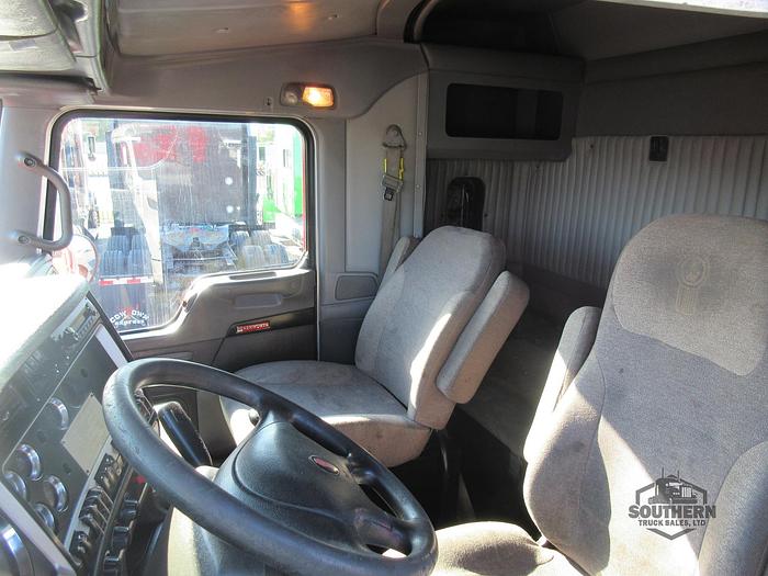 Used 2011 KENWORTH T800