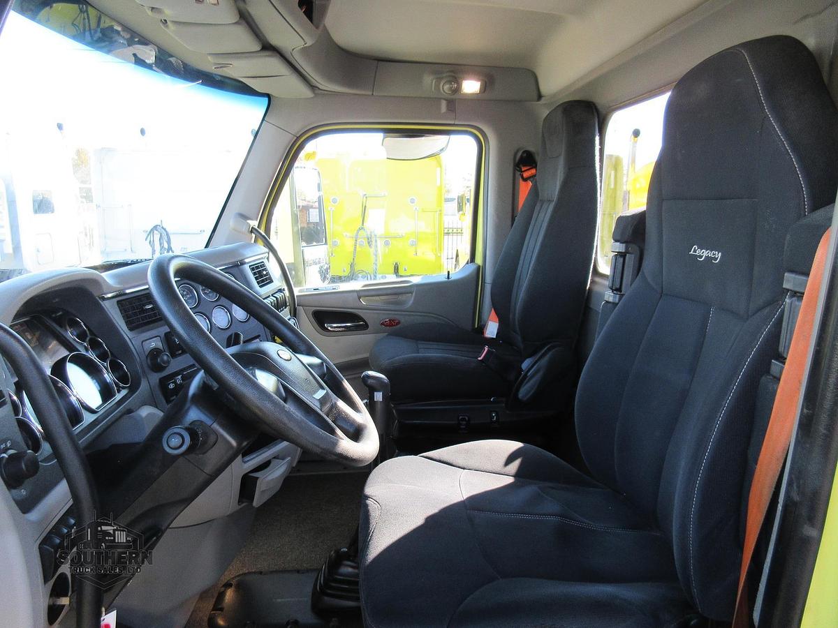 Used 2020 PETERBILT 567