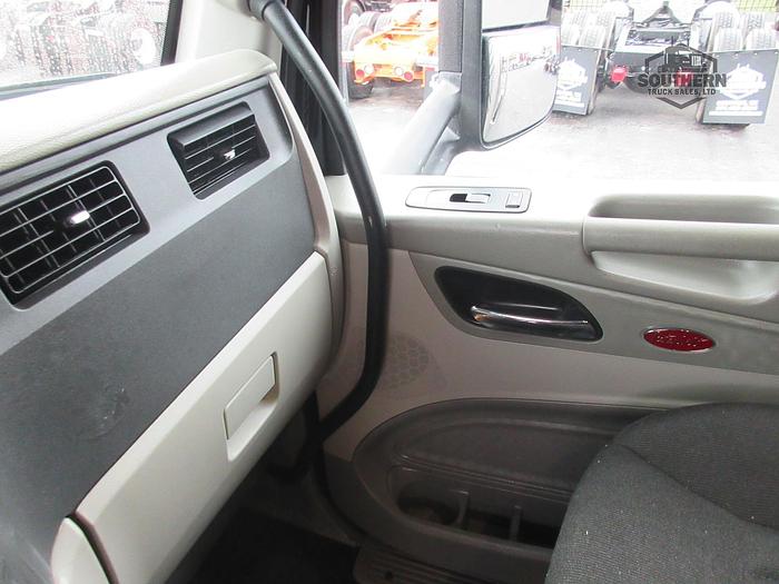 Used 2019 PETERBILT 567