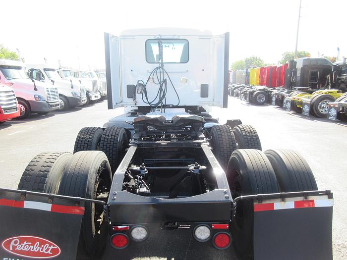 Used 2020 PETERBILT 579