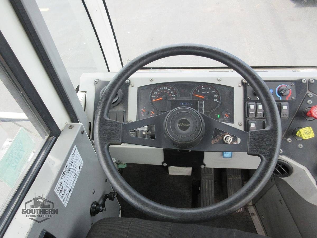 Used 2022 AUTOCAR XSPOTTER ACTT