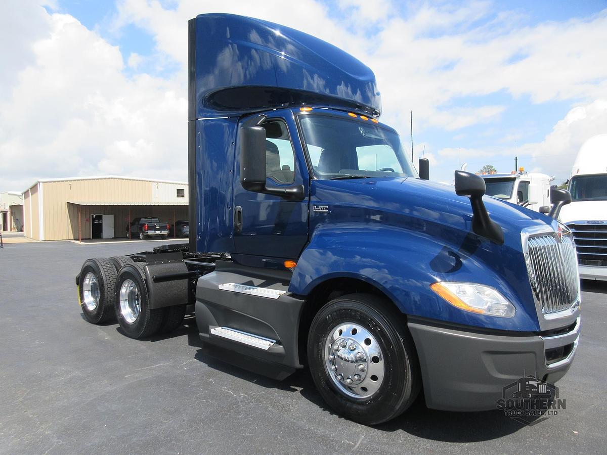 Used 2021 INTERNATIONAL LT