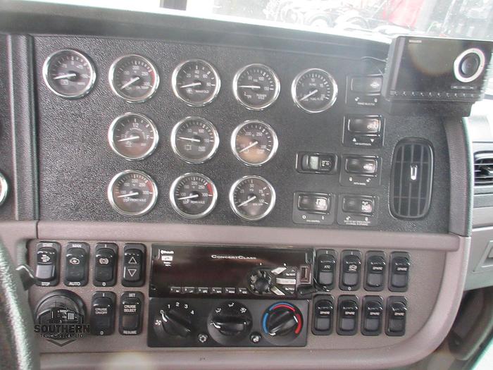 Used 2017 PETERBILT 367