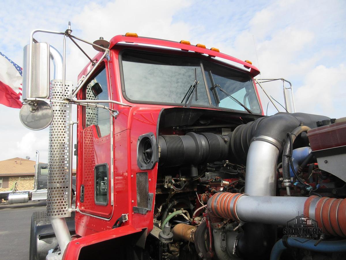 Used 2013 KENWORTH T800