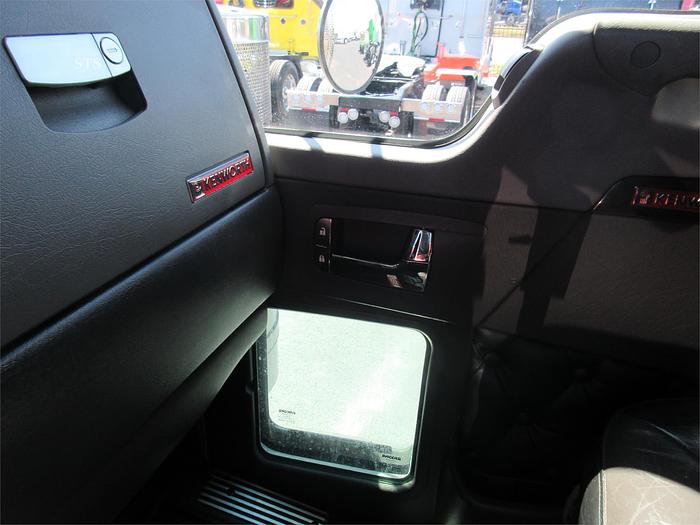 Used 2017 KENWORTH W900