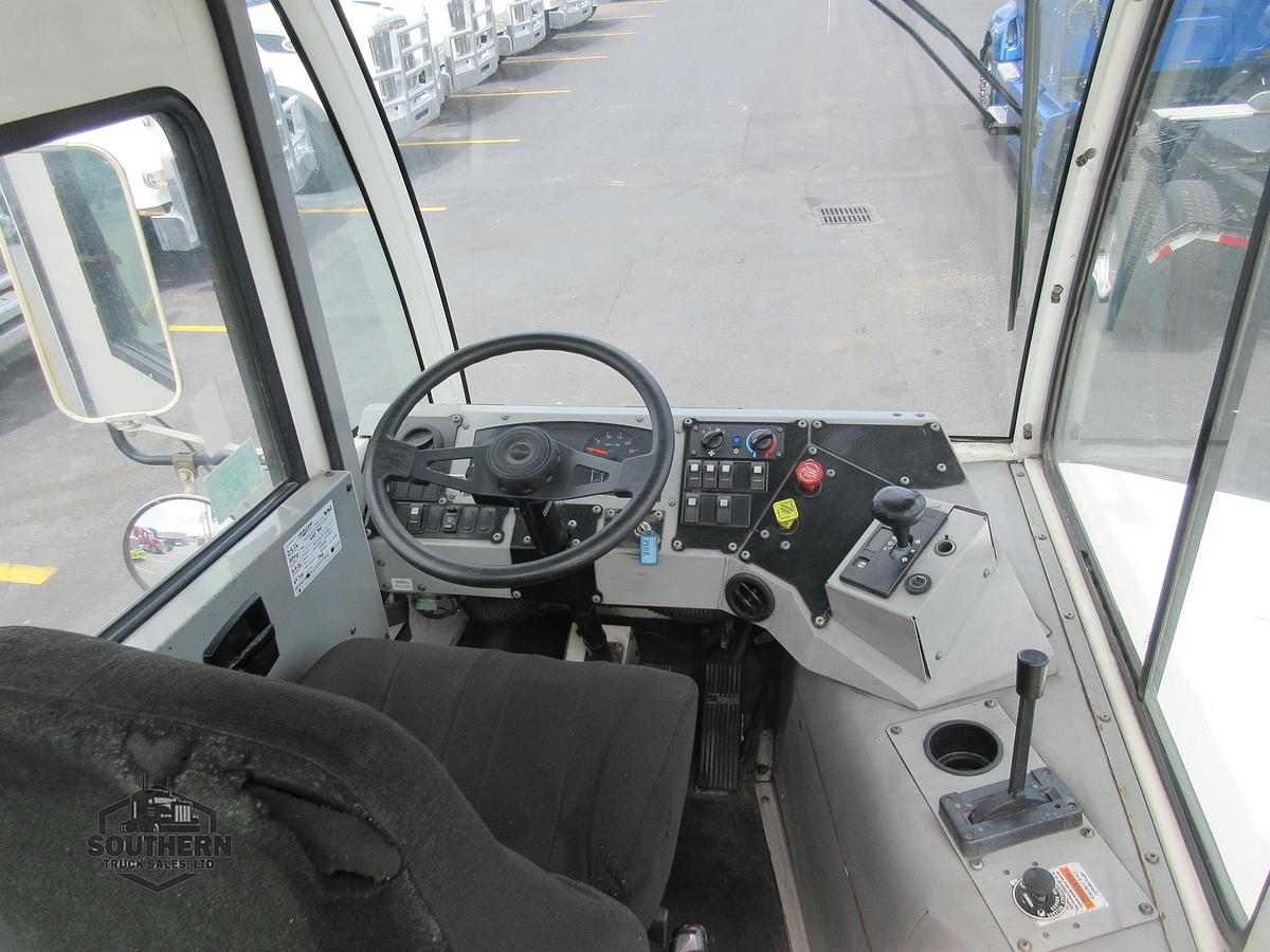 Used 2022 AUTOCAR XSPOTTER ACTT
