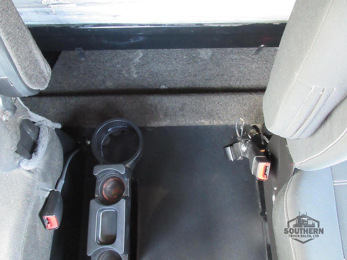 Used 2019 PETERBILT 567