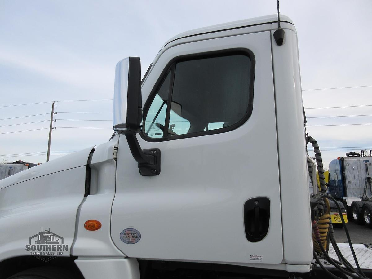Used 2020 FREIGHTLINER CASCADIA 125