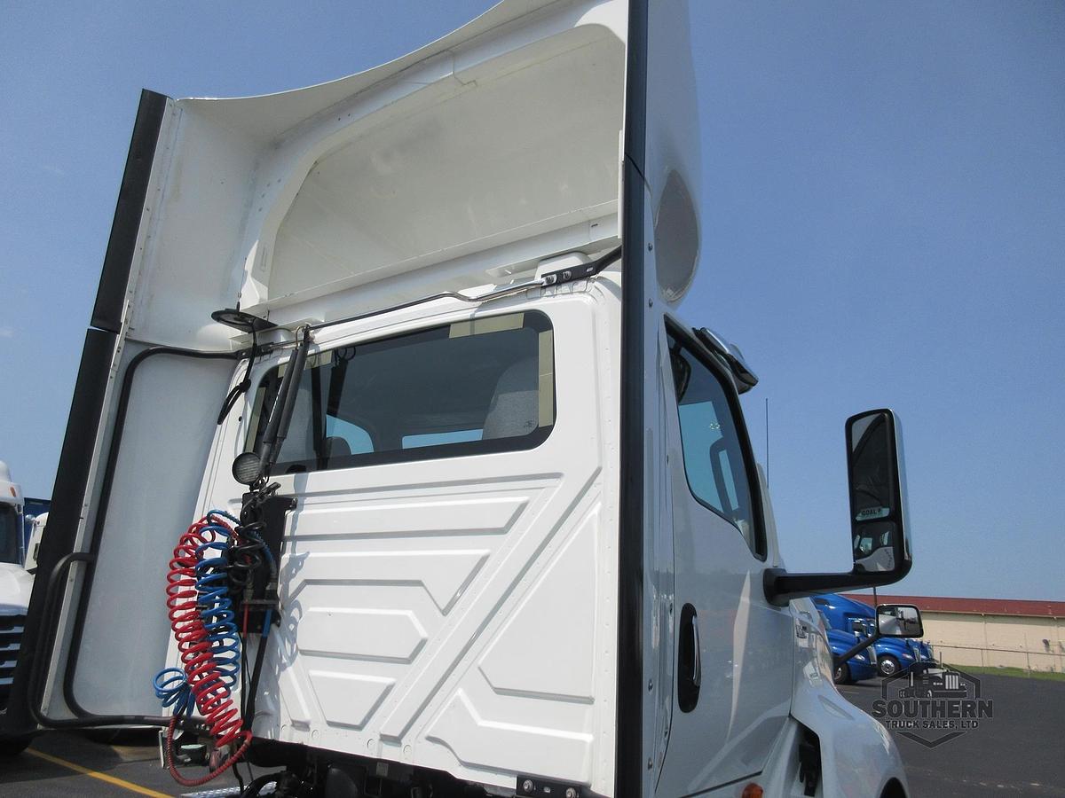 Used 2018 INTERNATIONAL LT
