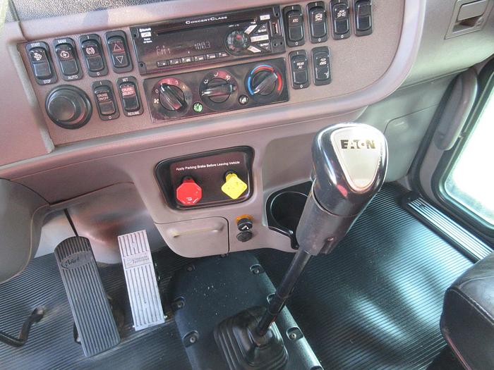 Used 2014 PETERBILT 389