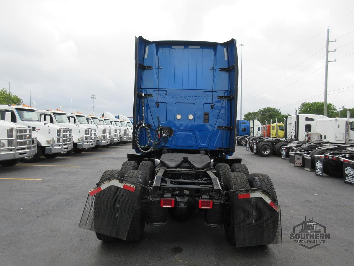 Used 2021 INTERNATIONAL LT