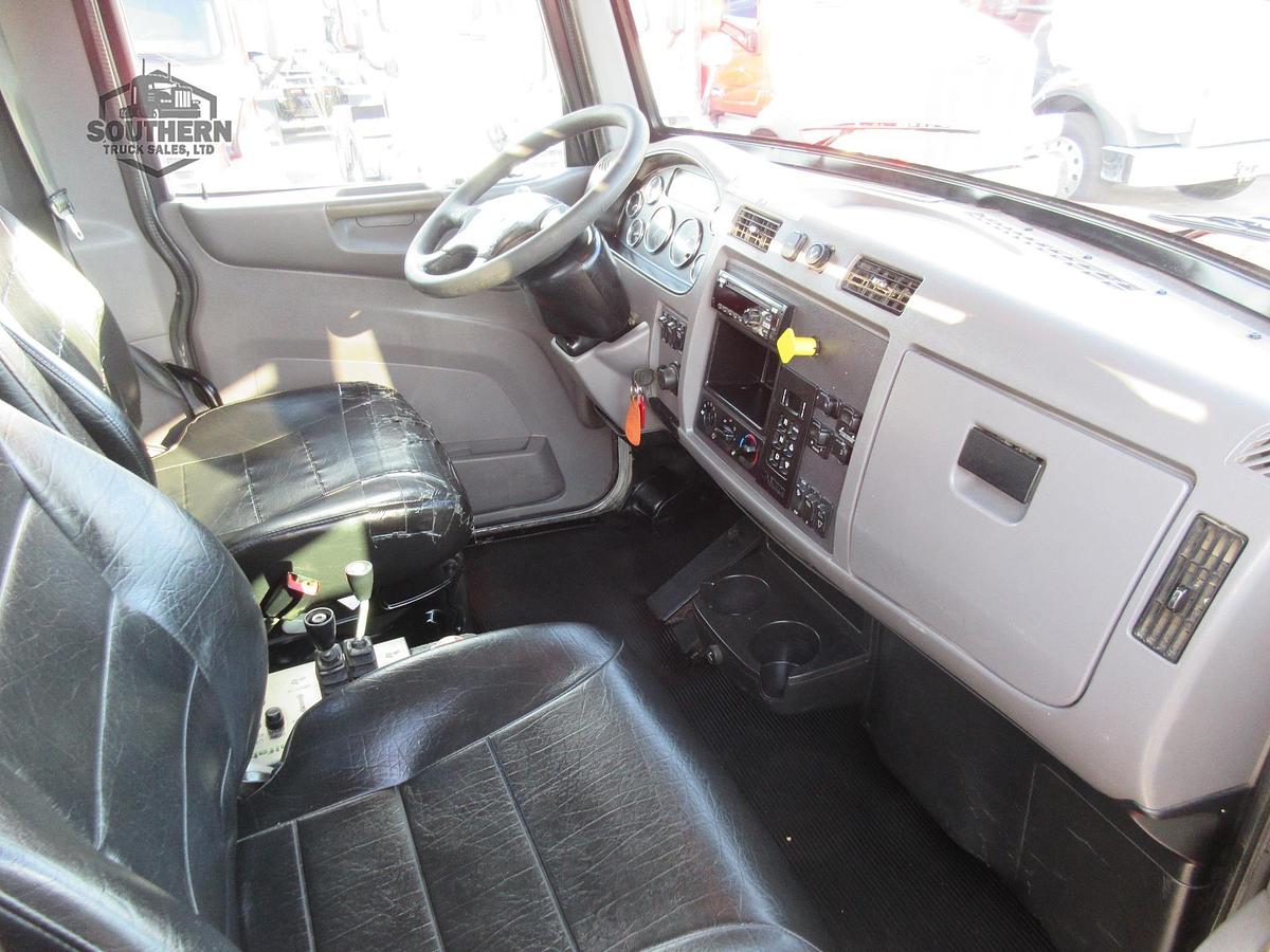 Used 2019 PETERBILT 348