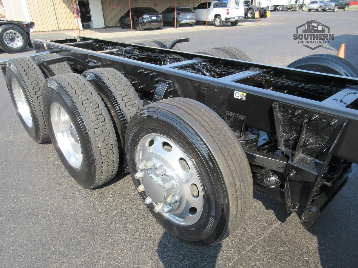 Used 2019 PETERBILT 389