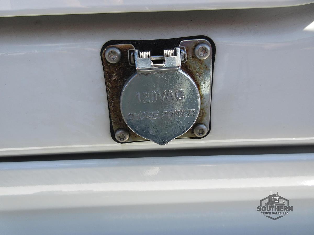 Used 2020 FREIGHTLINER CASCADIA 126