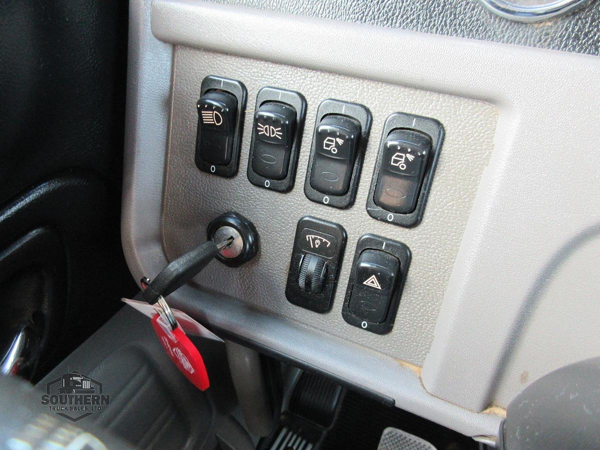 Used 2019 PETERBILT 389