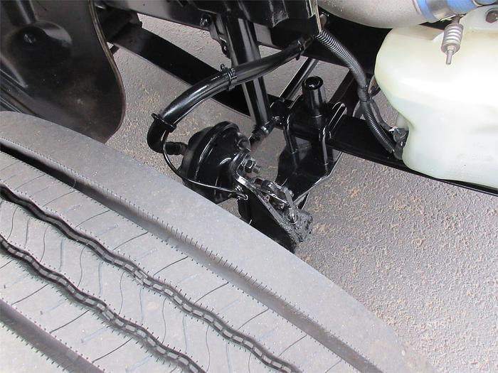 Used 2017 FREIGHTLINER BUSINESS CLASS M2 106