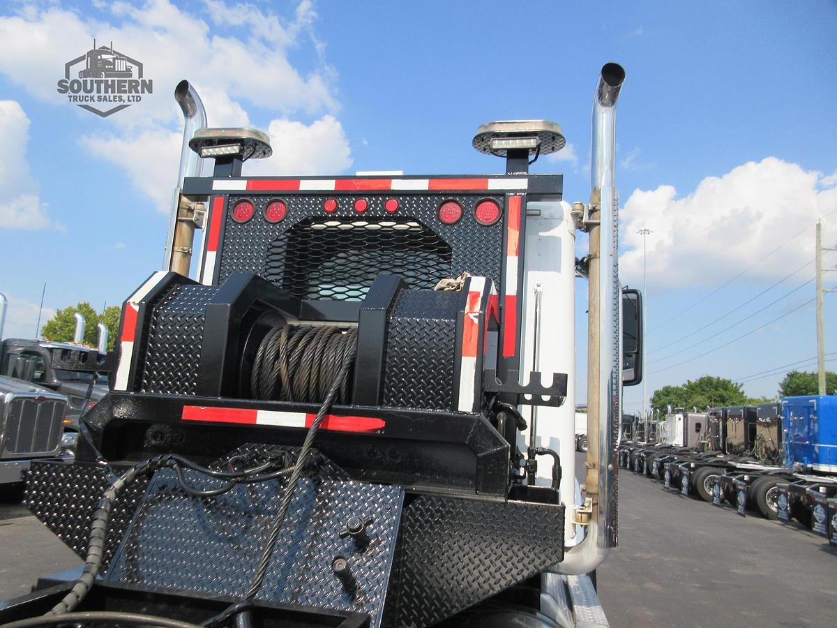Used 2018 FREIGHTLINER CORONADO 122 SD