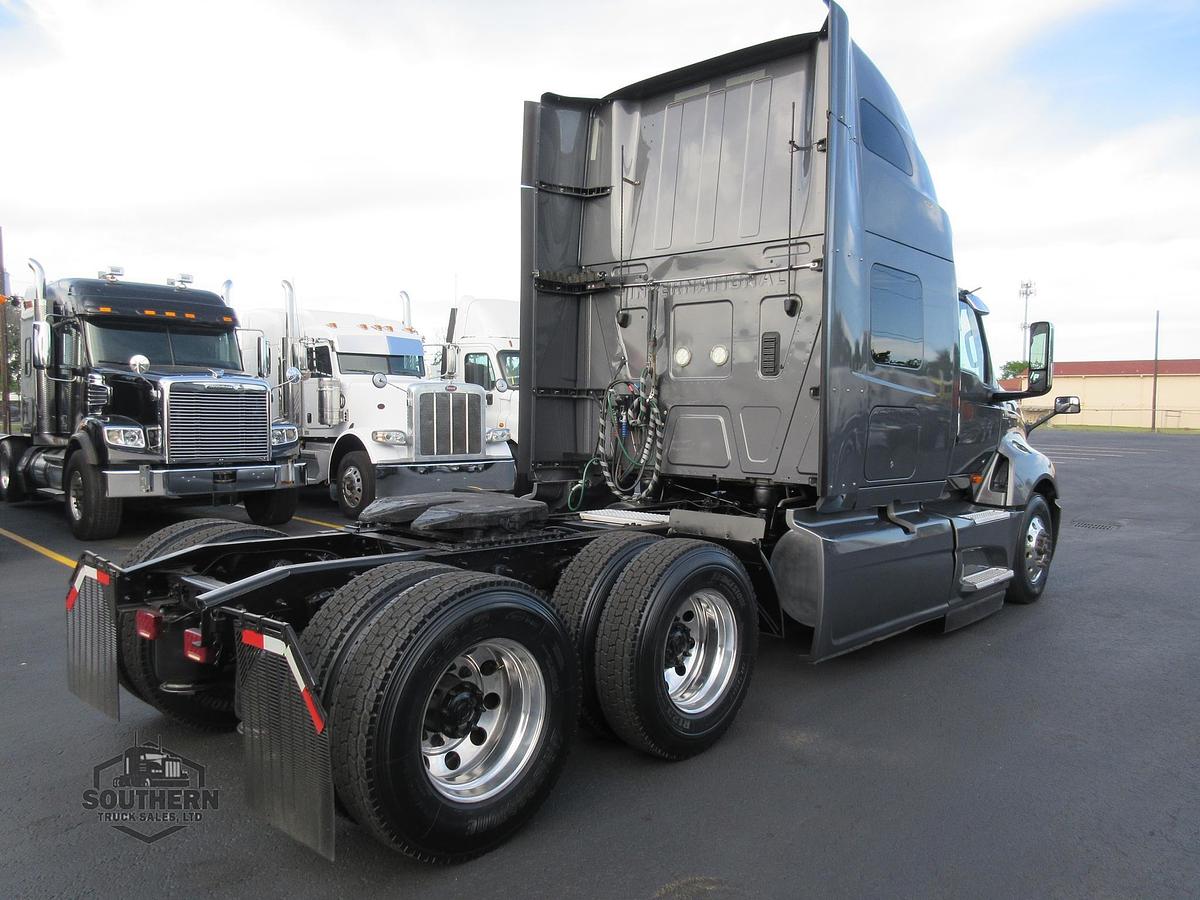 Used 2021 INTERNATIONAL LT