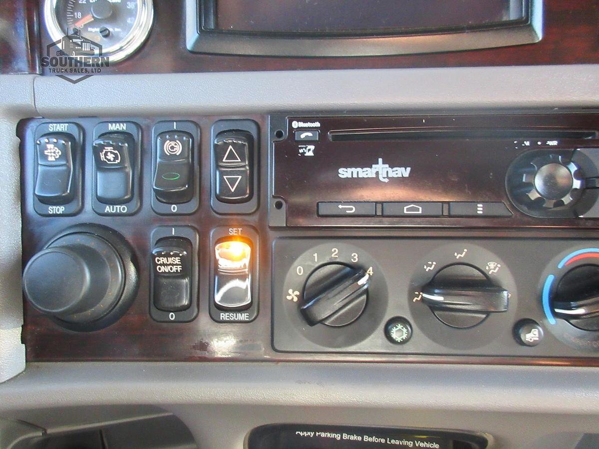 Used 2019 PETERBILT 389