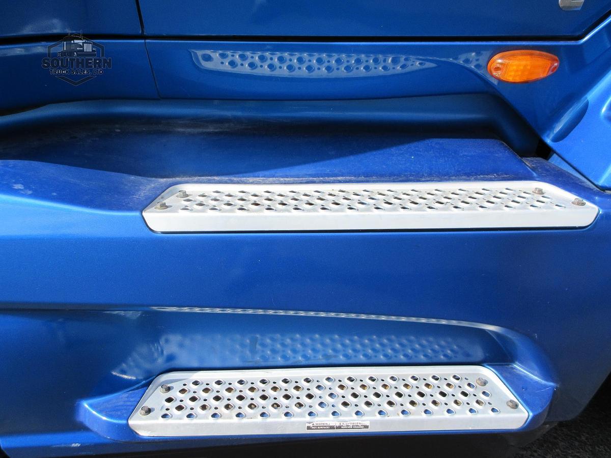Used 2021 INTERNATIONAL LT