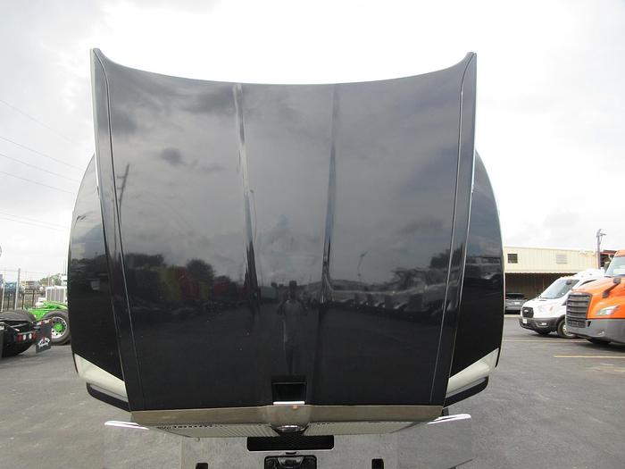 Used 2021 KENWORTH T880