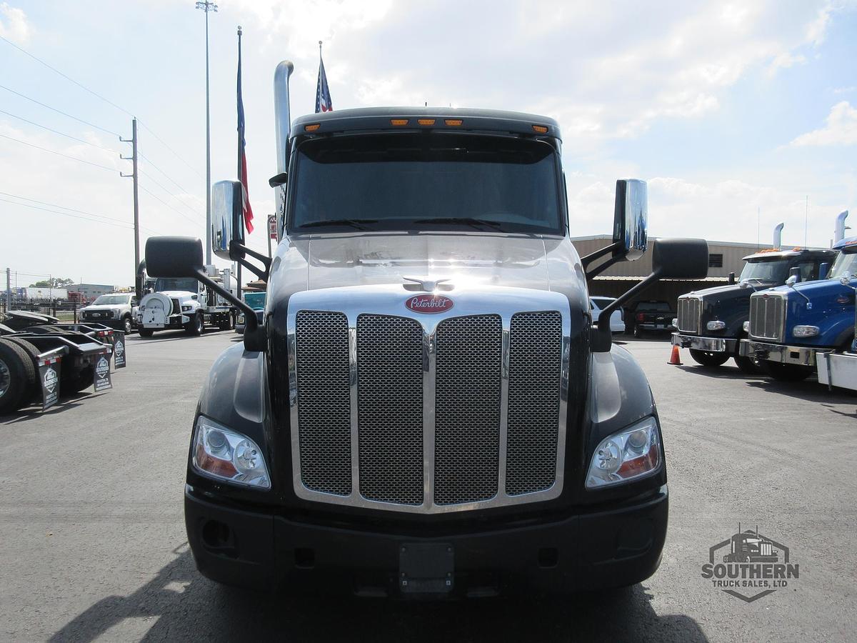 Used 2018 PETERBILT 579
