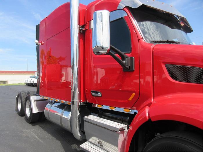 Used 2015 PETERBILT 579