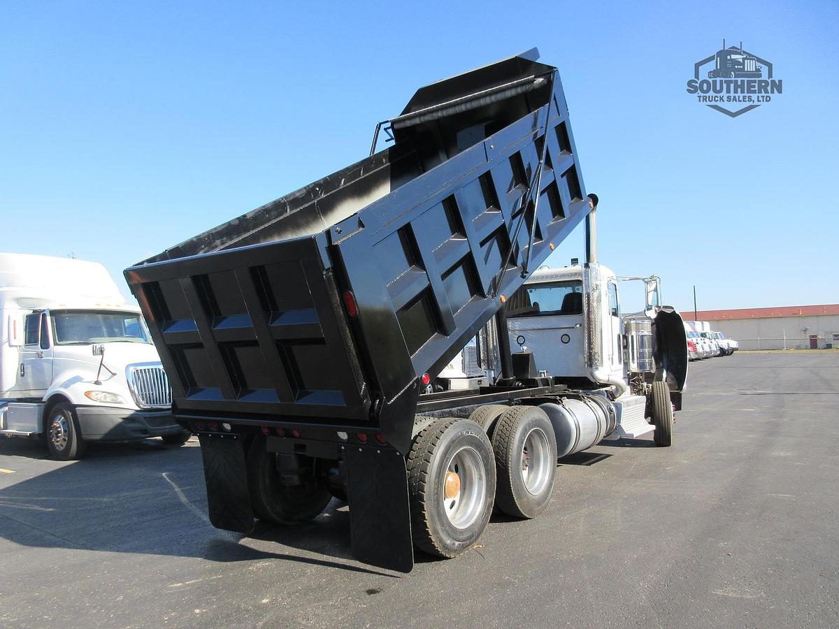 Used 2019 PETERBILT 389