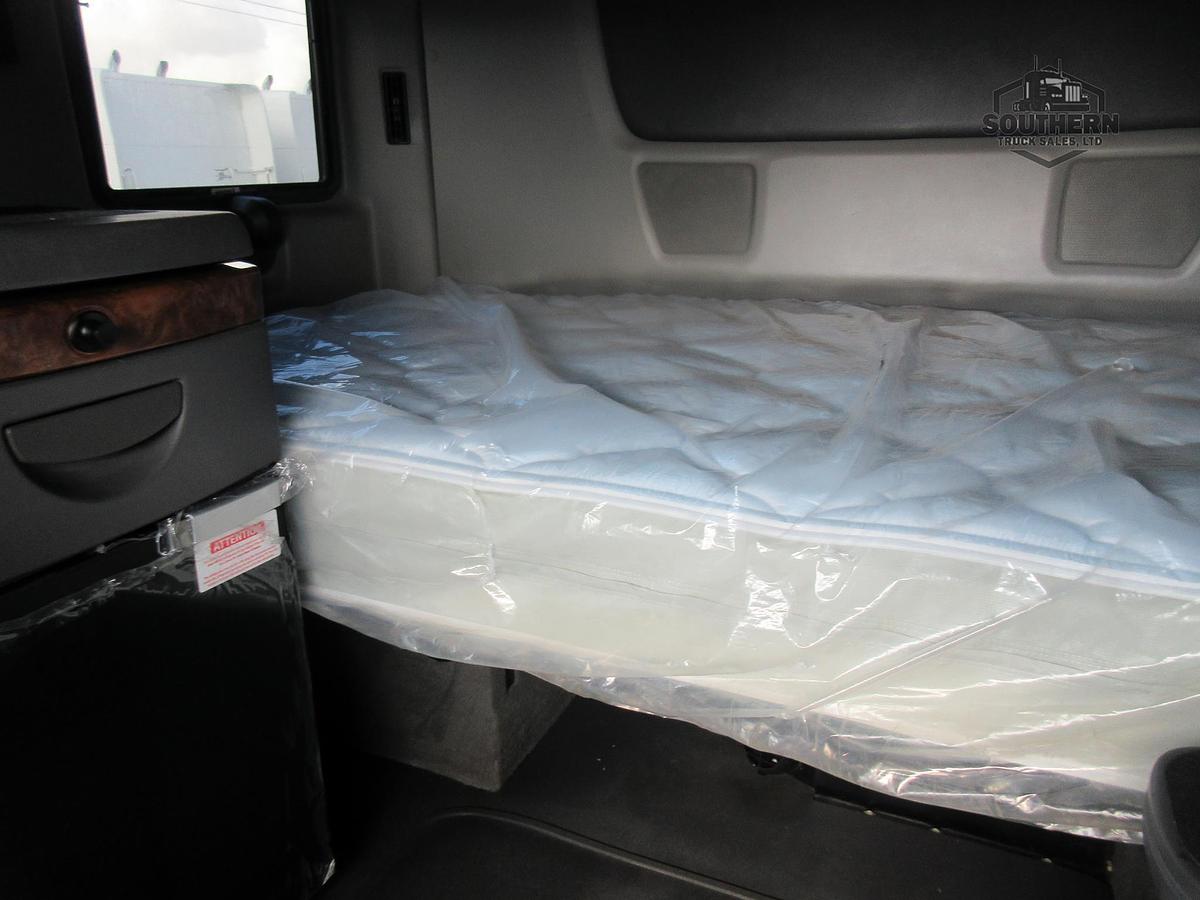 Used 2021 INTERNATIONAL LT