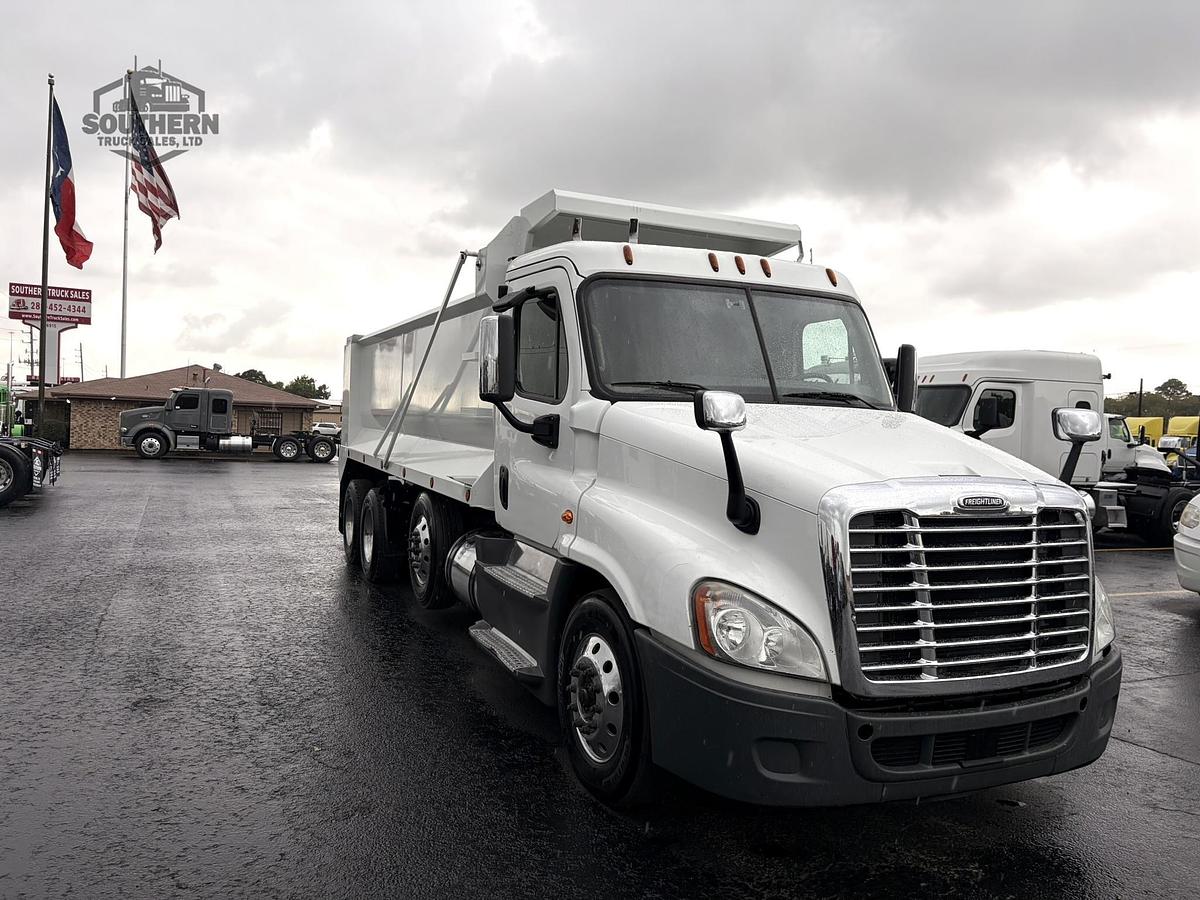 Used 2020 FREIGHTLINER CASCADIA 125